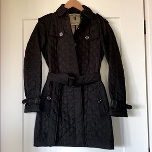 Burberry trenchcoat